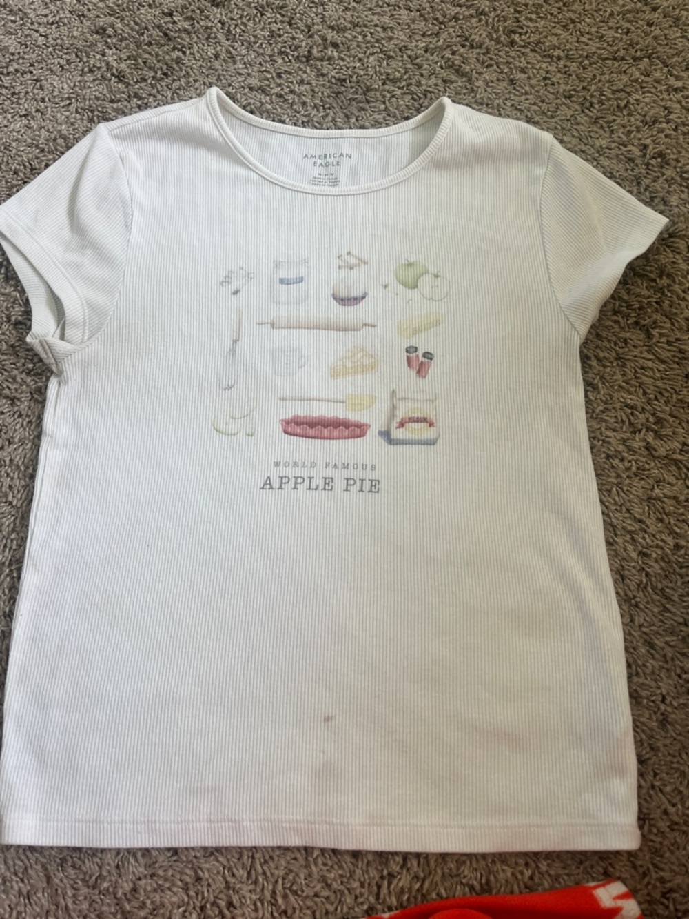 American Eagle Outfitters White Apple Pie Graphic Short Sleeve Tee
